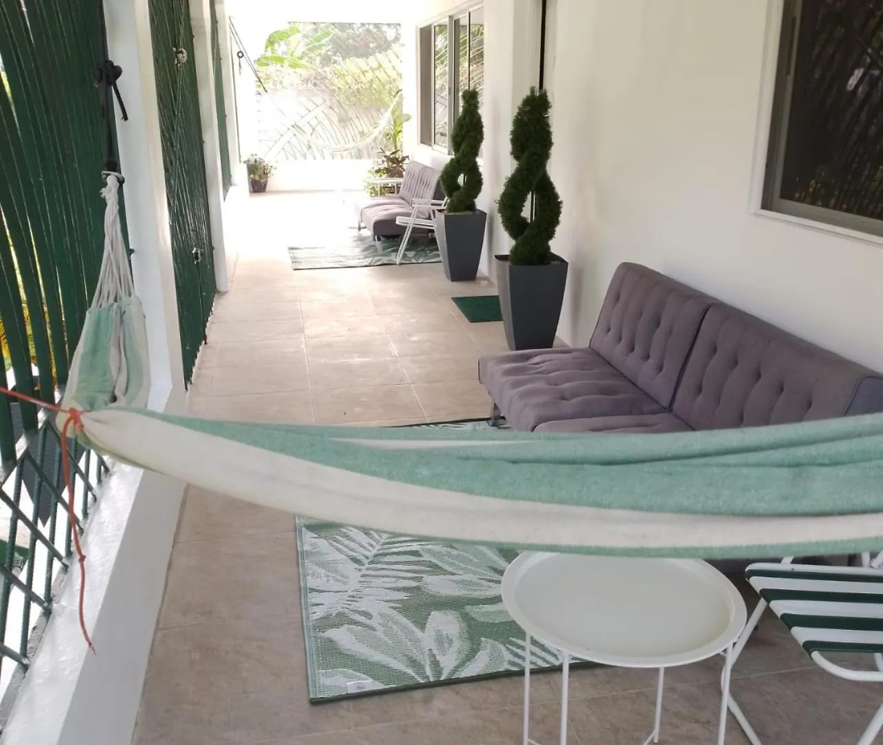 Georgia Ann'S Guesthouse 네그릴 자메이카